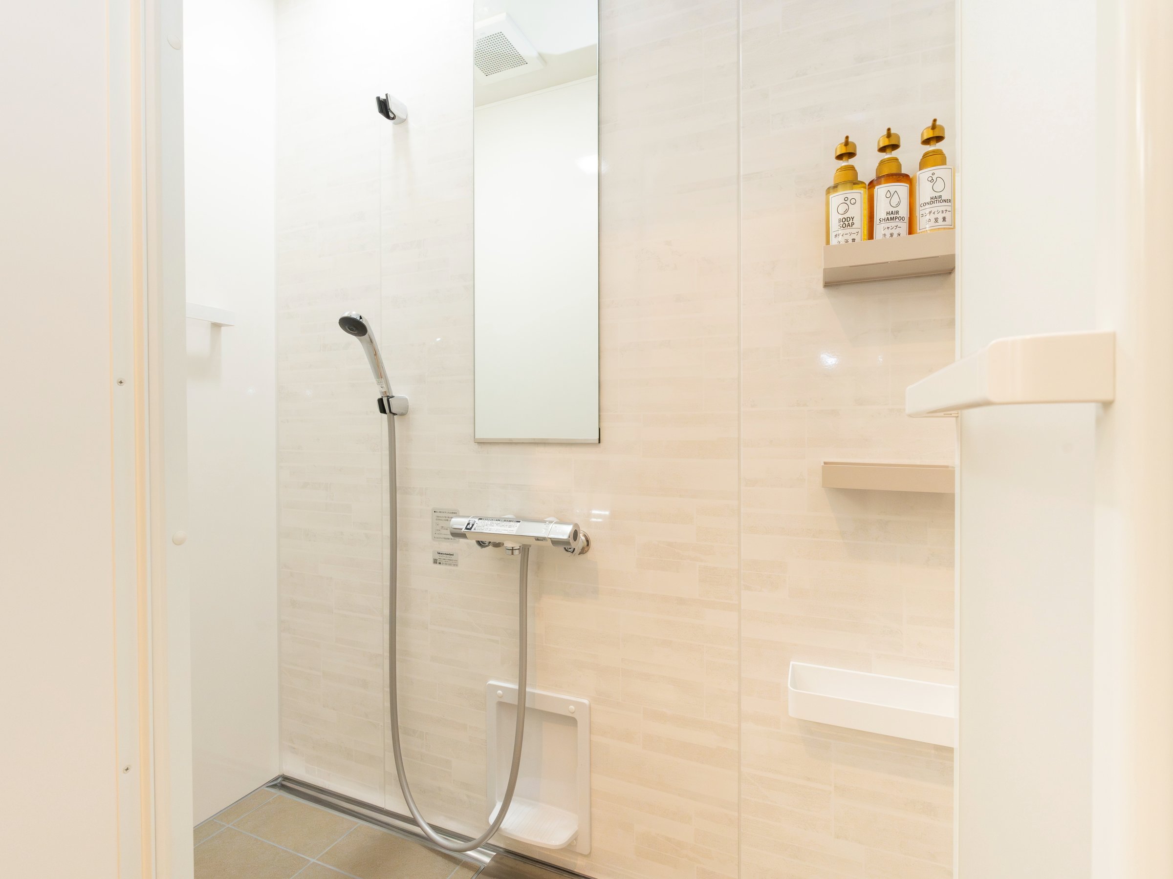 �V�����[���[��