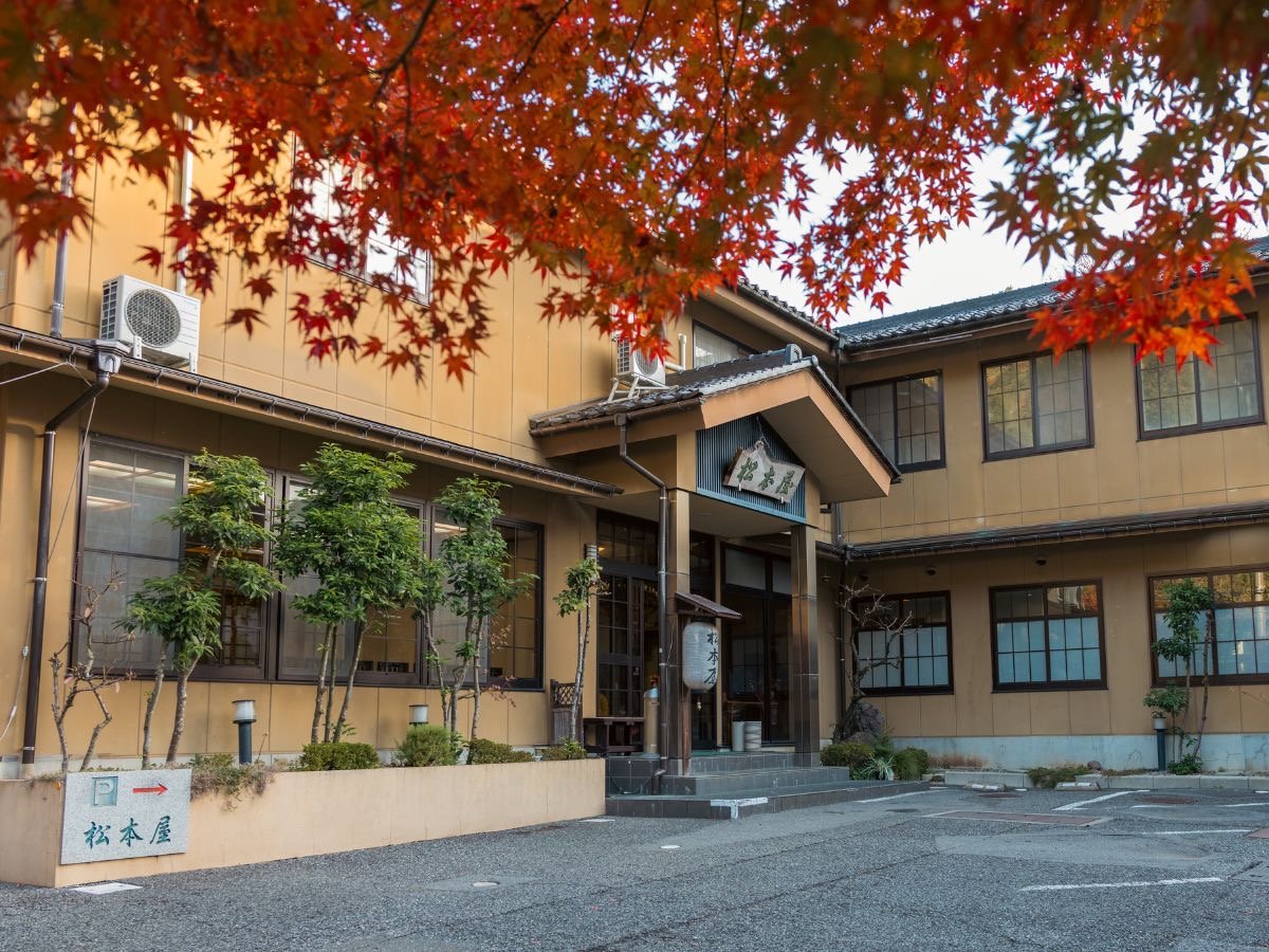 �u150�N���j���a���Î�̖����v�J���R�،����Q���@���{��