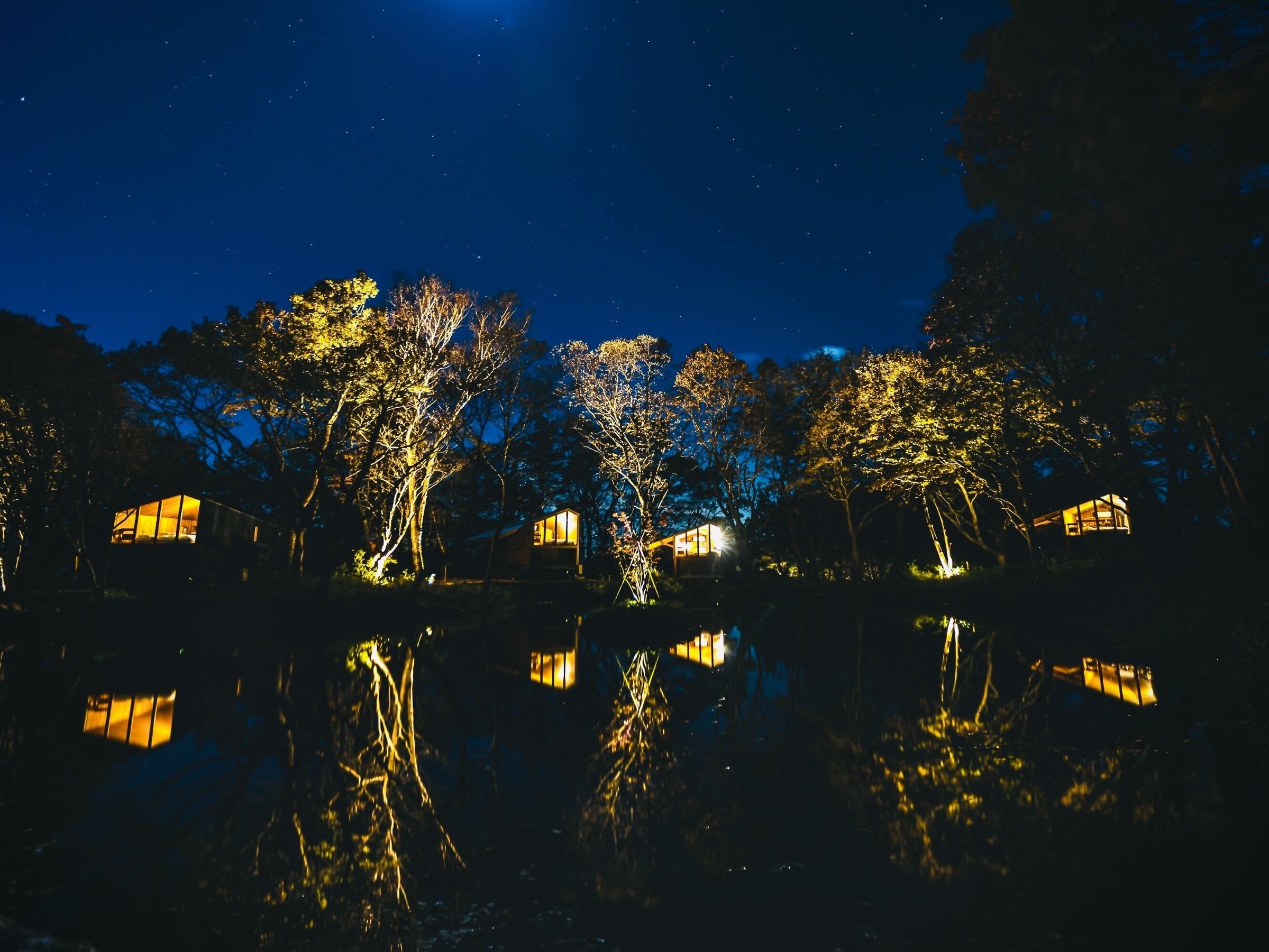 Earthboat Nasu�i��j