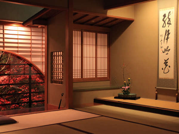 しょうげつの数寄屋造りの玄関上がり口（じゃらんnet掲載画像）