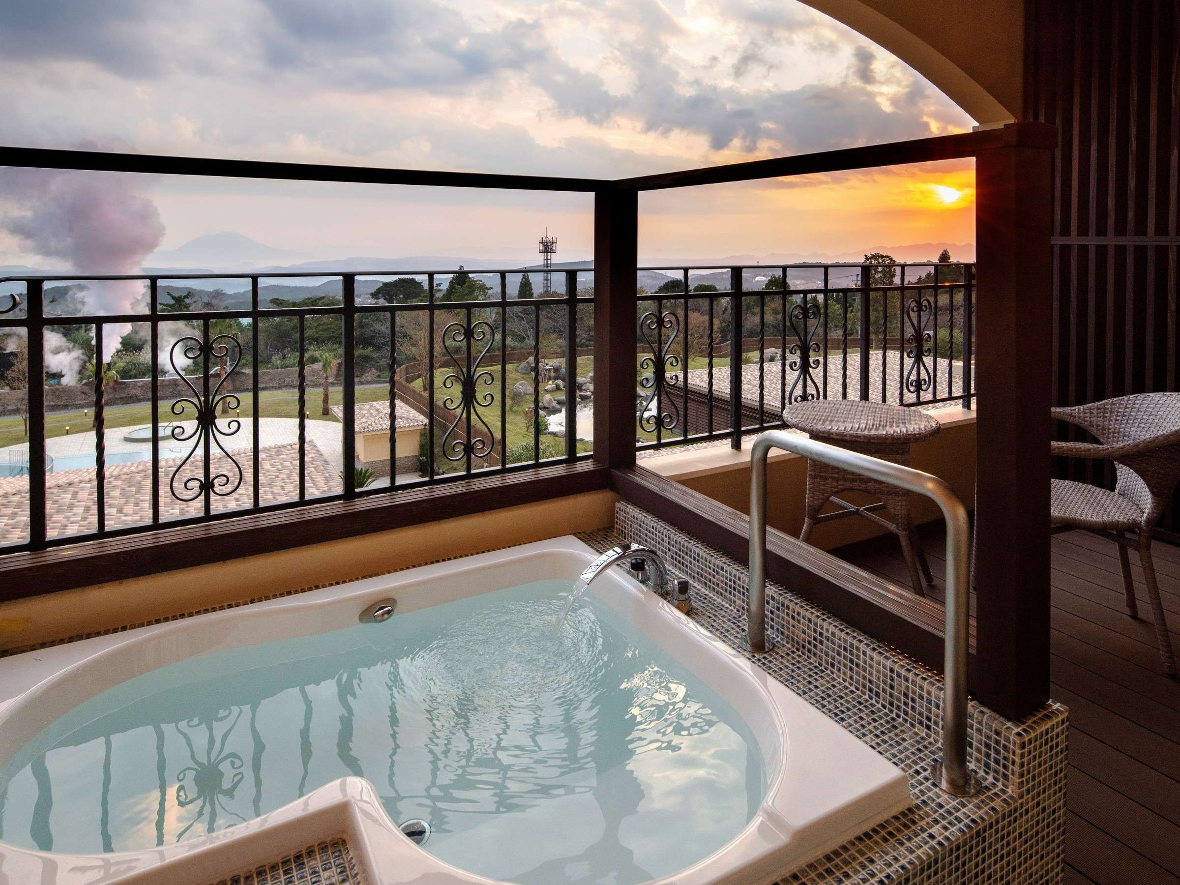 �y�q���I�V���C�z�e���X�ɂ͓V�R������v���C�x�[�g��ԂŖ����߂�I�V���C�B���ł��D���Ȏ��ɁB