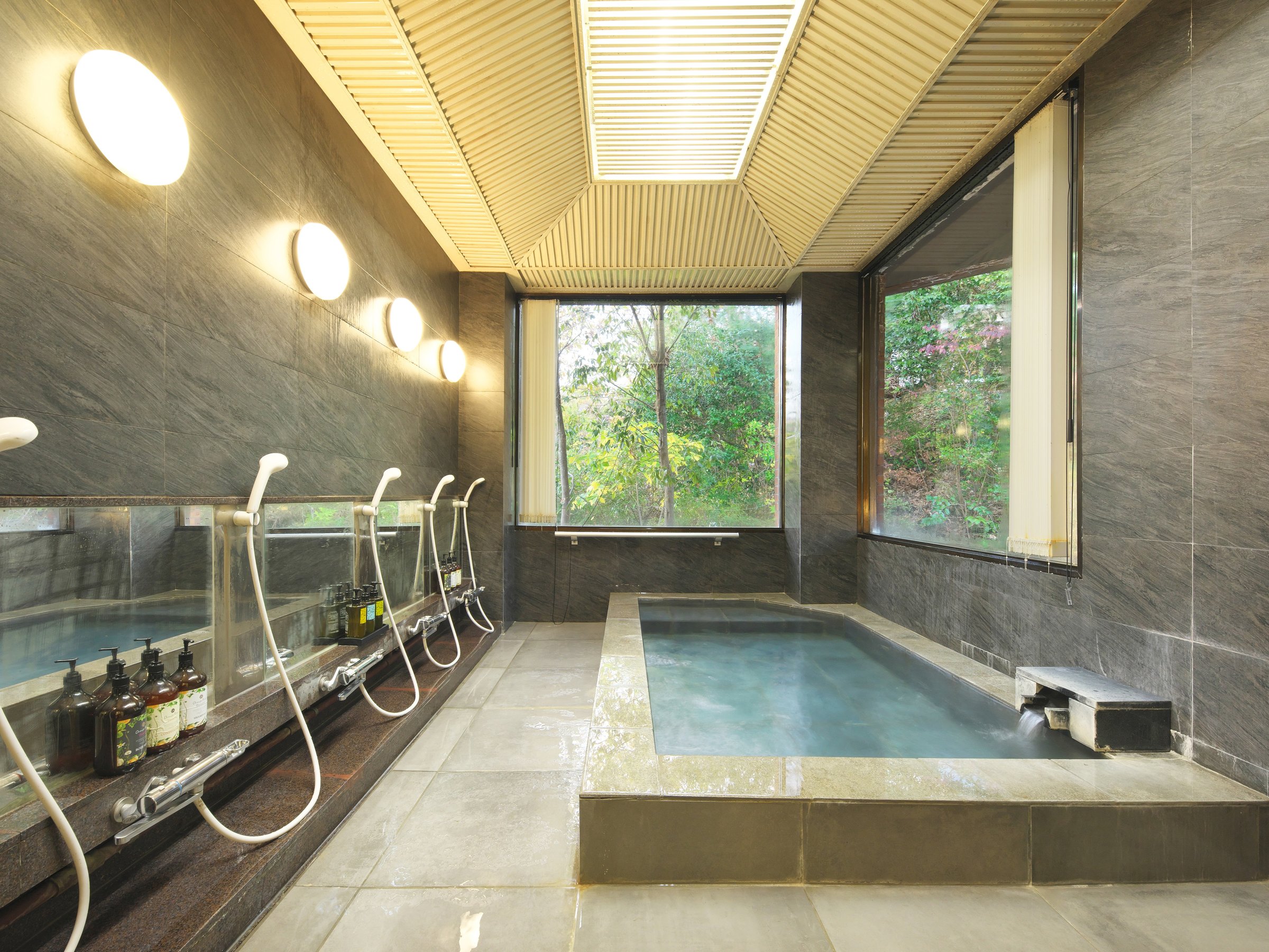 �y�����ݐؓV�R����z�ւ̓�