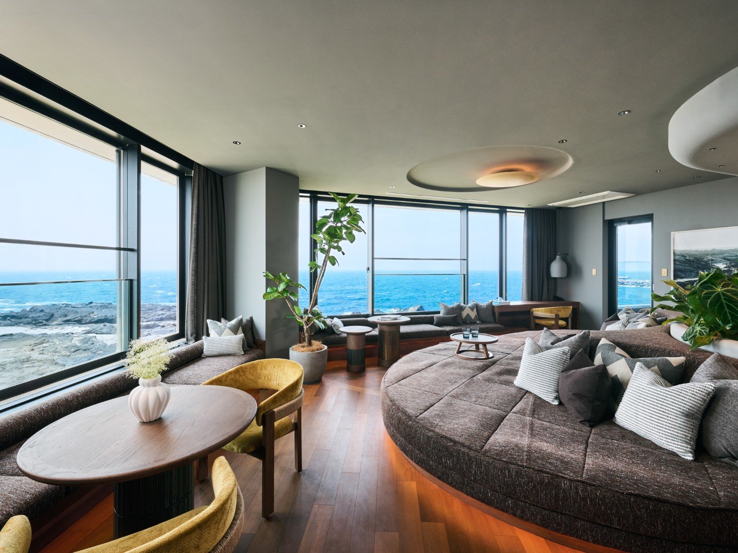 �ӂӃI�[�V�����v���~�A���X�C�[�g