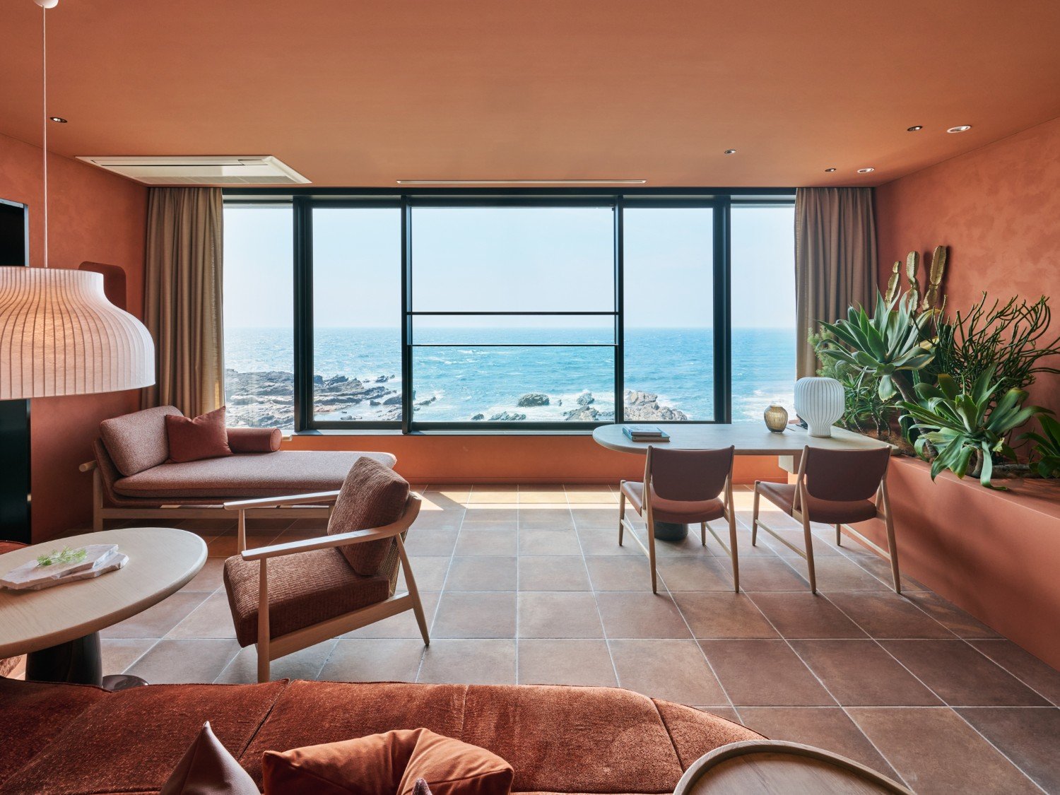 �q�����i�ӂӃI�[�V�����X�C�[�g�j