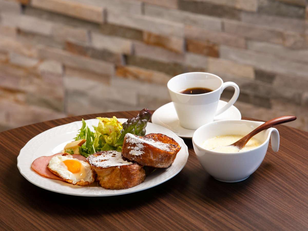 �y���H���z�J�t�F�̒��H