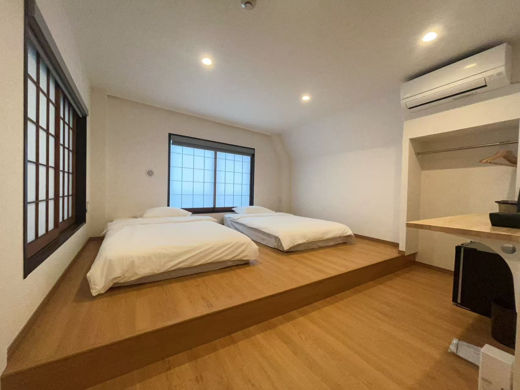 room 401