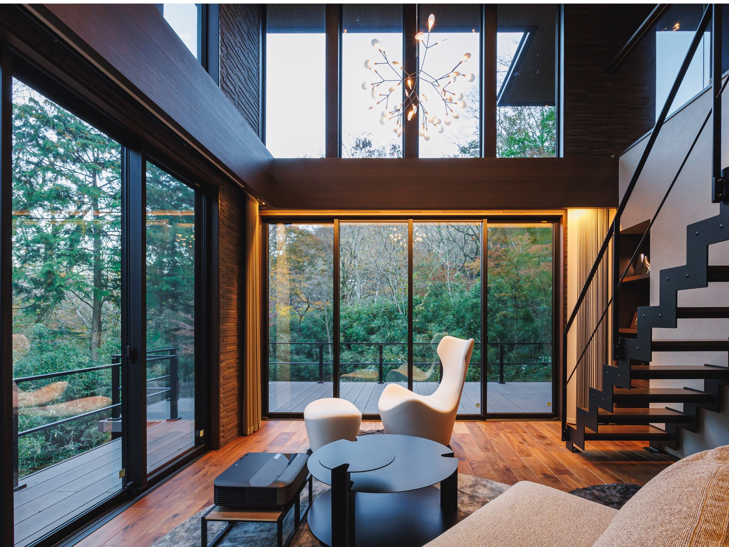 �y���r���O�z�@�傫�ȑ����獷�����ތ����A���r���O�S�̂�D������ݍ��݂܂��B