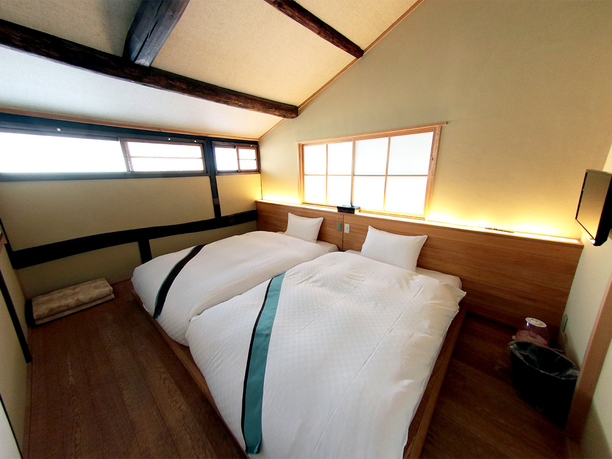 ���ف@�Q��