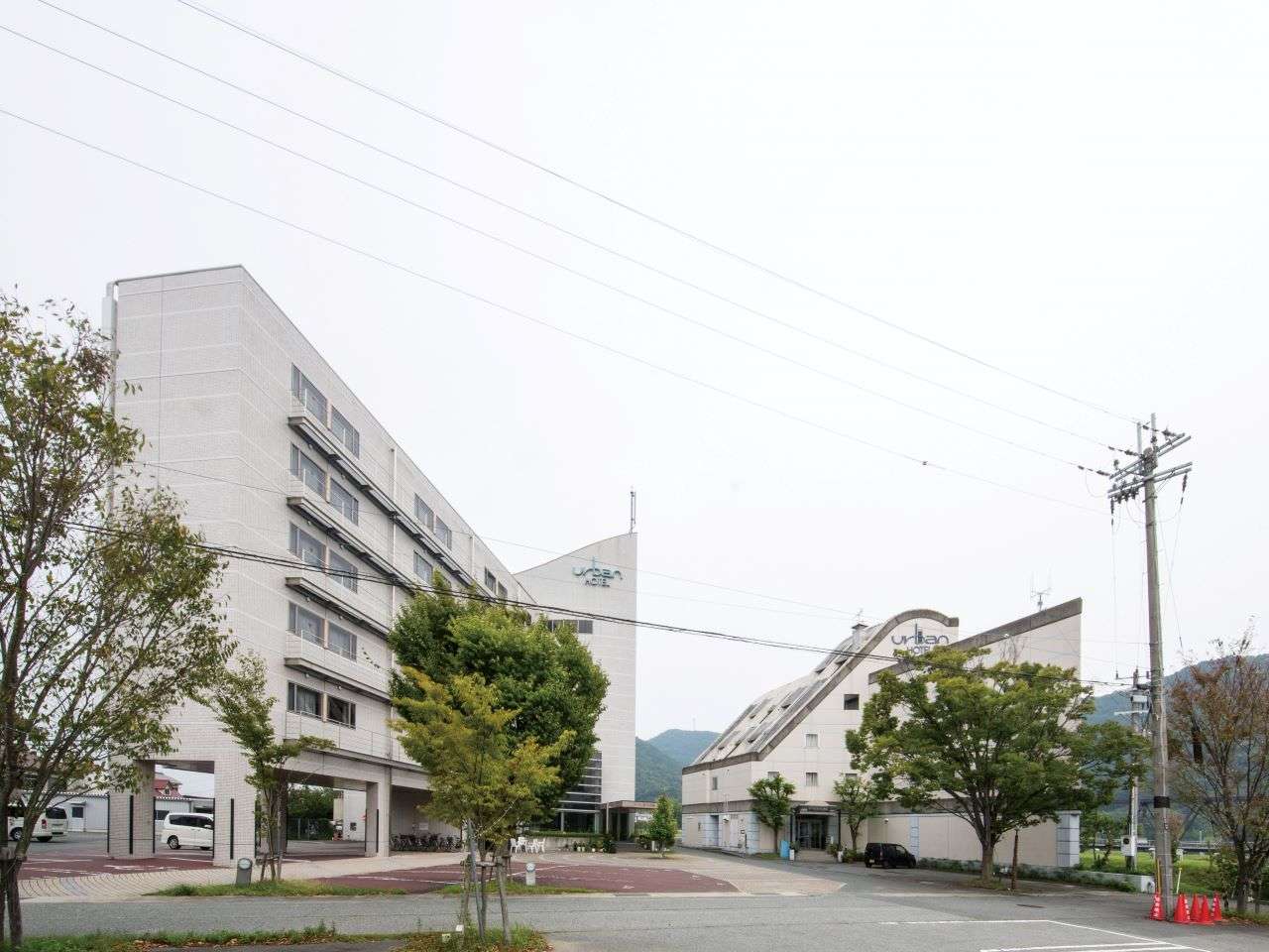 eO