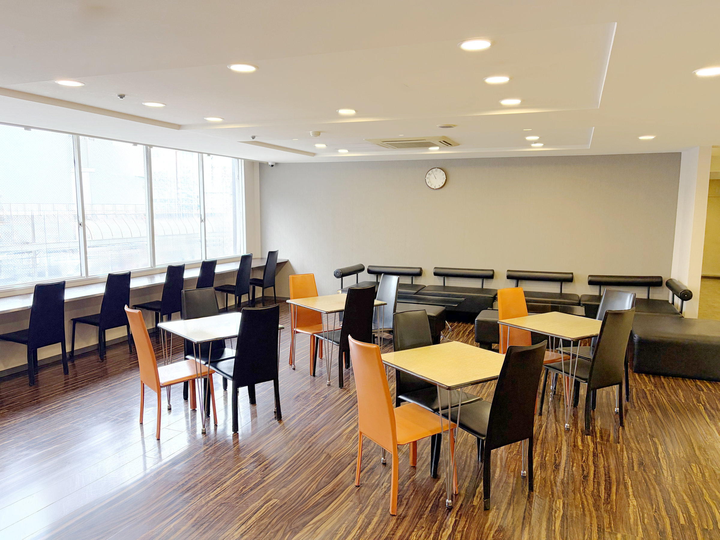 ���H���i�RF���r�[�j