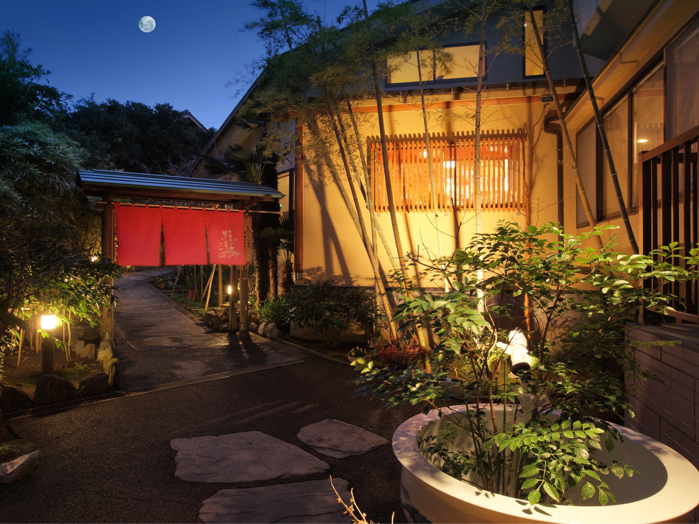 �Ԃ��Ԃ��ւ悤�����B���F�̒g���������̖ڈ�ł��B