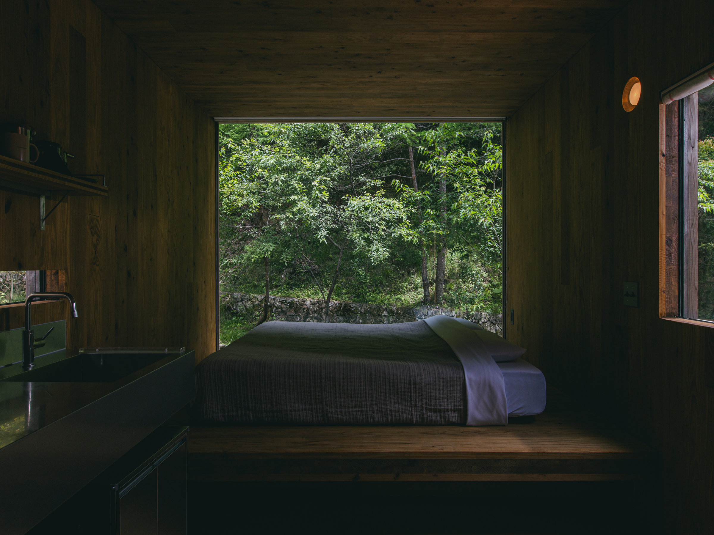 ����
