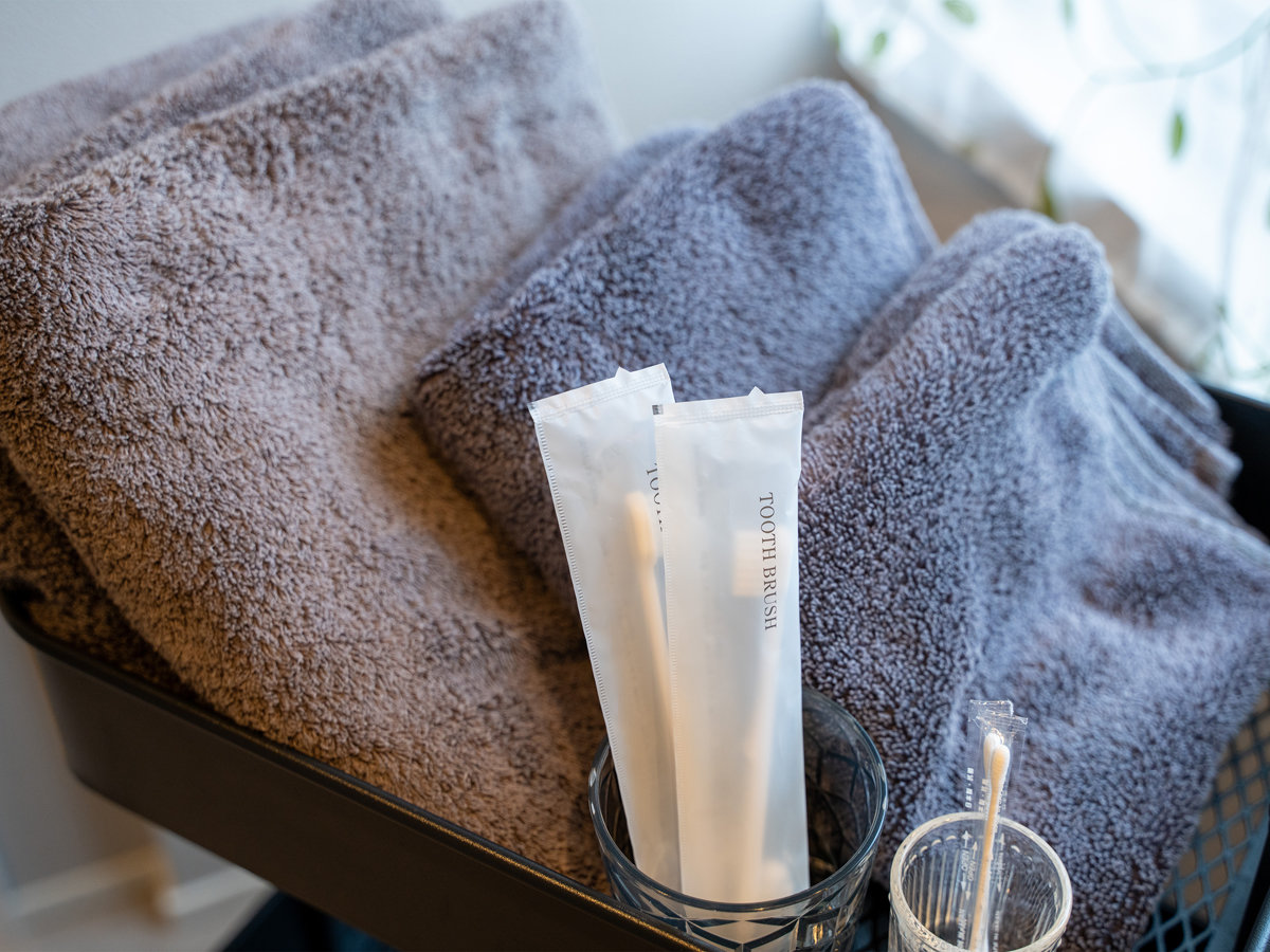 �E�y�A���j�e�B�z�o�X���[���̕K���i�@�^�I���@���u���V�Ȃǂ����p�ӂ��Ă��܂�