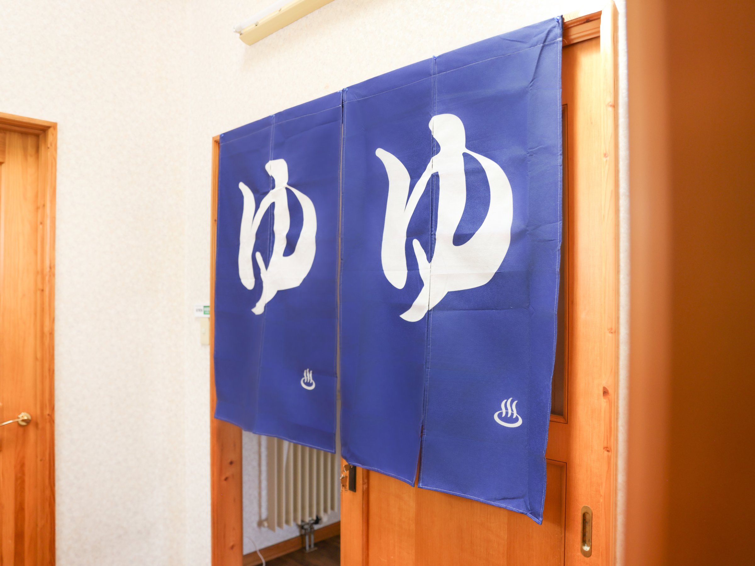 �o�X���[��