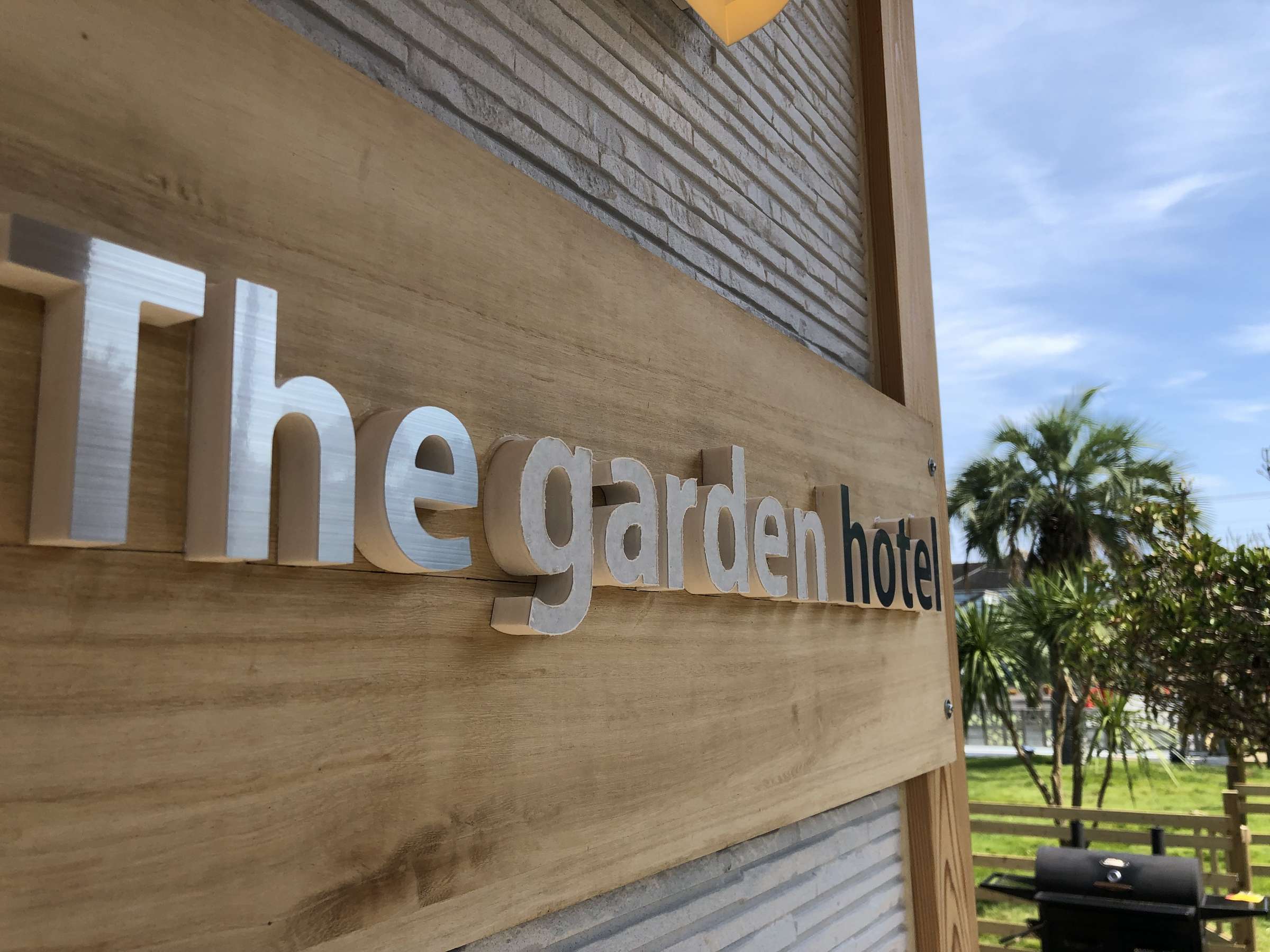 thegardenhotelŔ