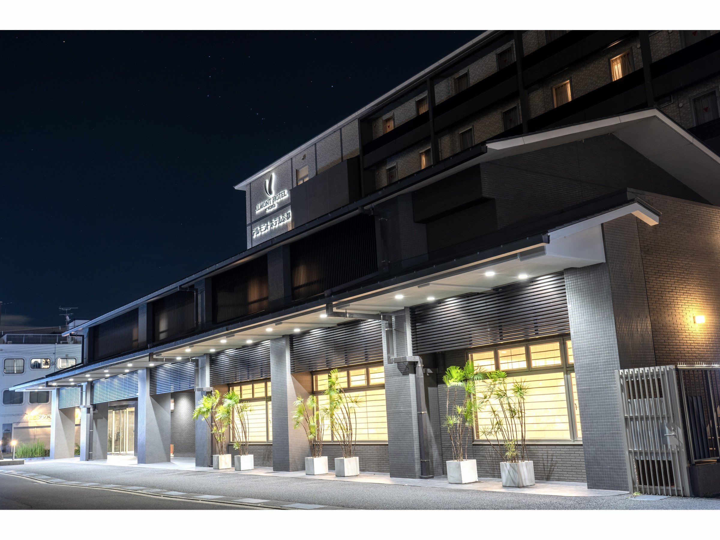 �O�ρi��i�j