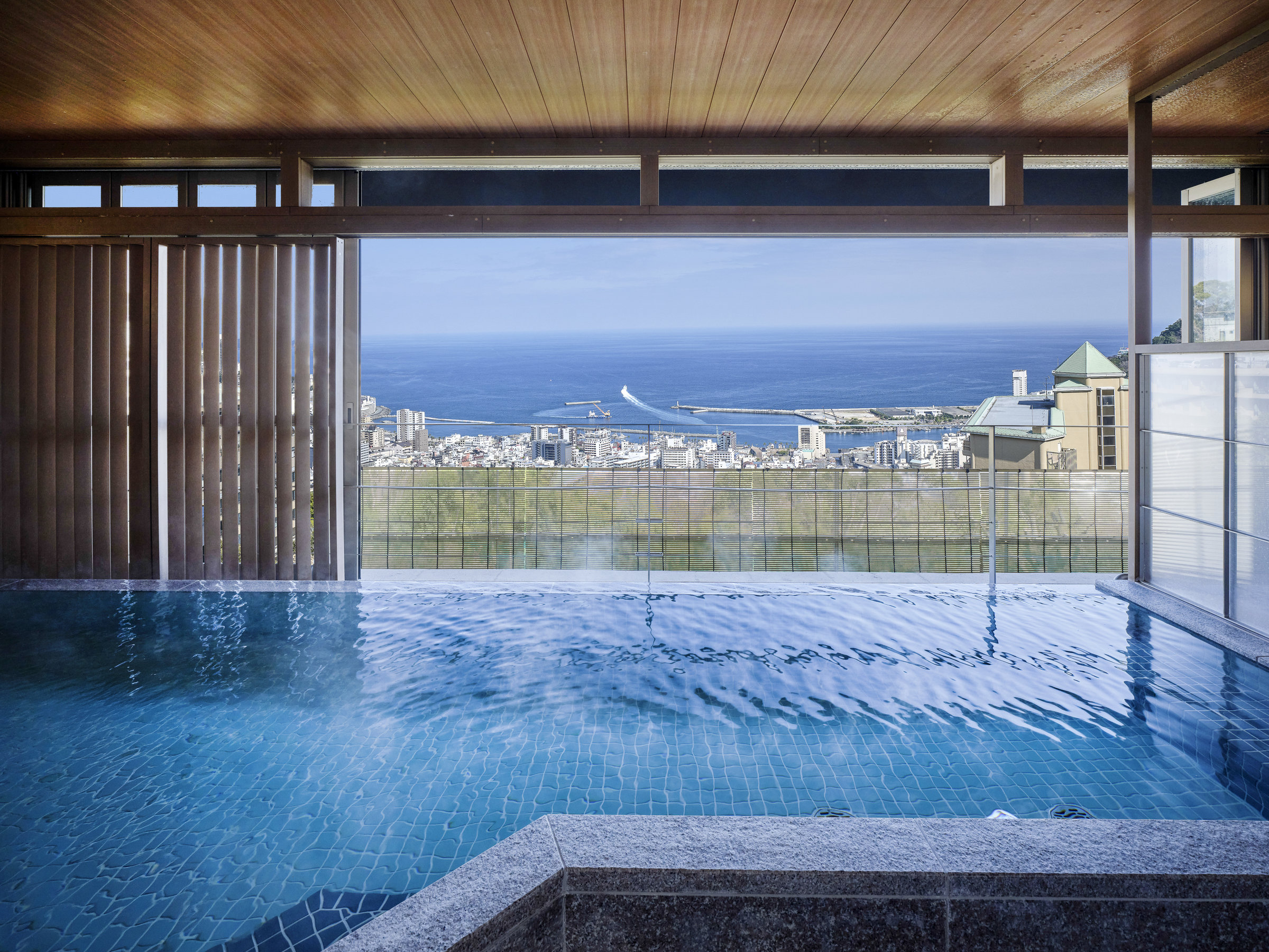 �y���I�V���C�z���ꂽ���ɂ͖[�������܂Ō��n���钭�]�����̂����C�ł�