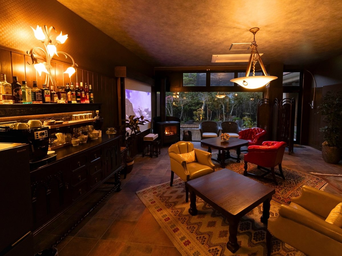 �d�X�g�[�u�̓���ɕ�܂�郉�E���W�ŁA�t���[�h�����N�ƂƂ��ɉ߂��������̎��ԁB