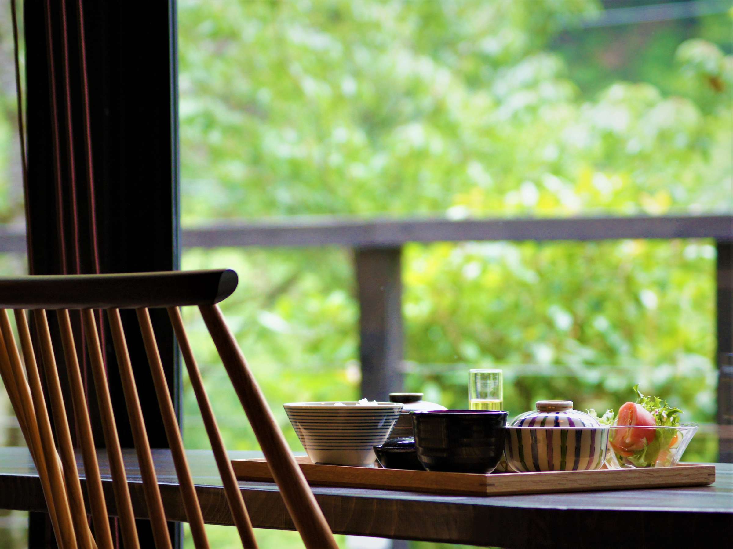 ���ɉ�̂������������͂񁙖؁X�̍ʂ�ƕ��ɗh��߂��t�𒭂߂Ȃ��炨�߂�����������