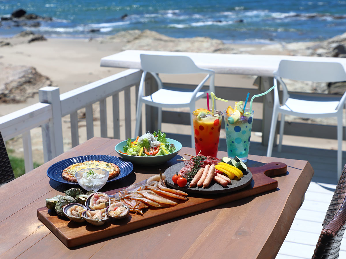 �g����BGM�ɁA�I�[�V�����r���[�̓����ȂŖ��키BBQ�f�B�i�[�����ݕ��͕t���܂���*