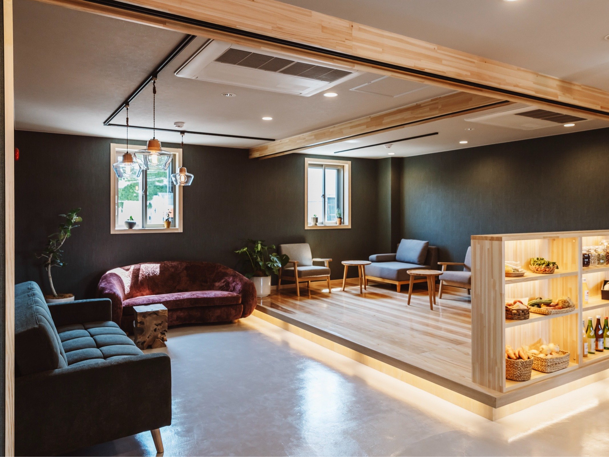 ���E���W(�c�Ǝ���7:00�`22:00)