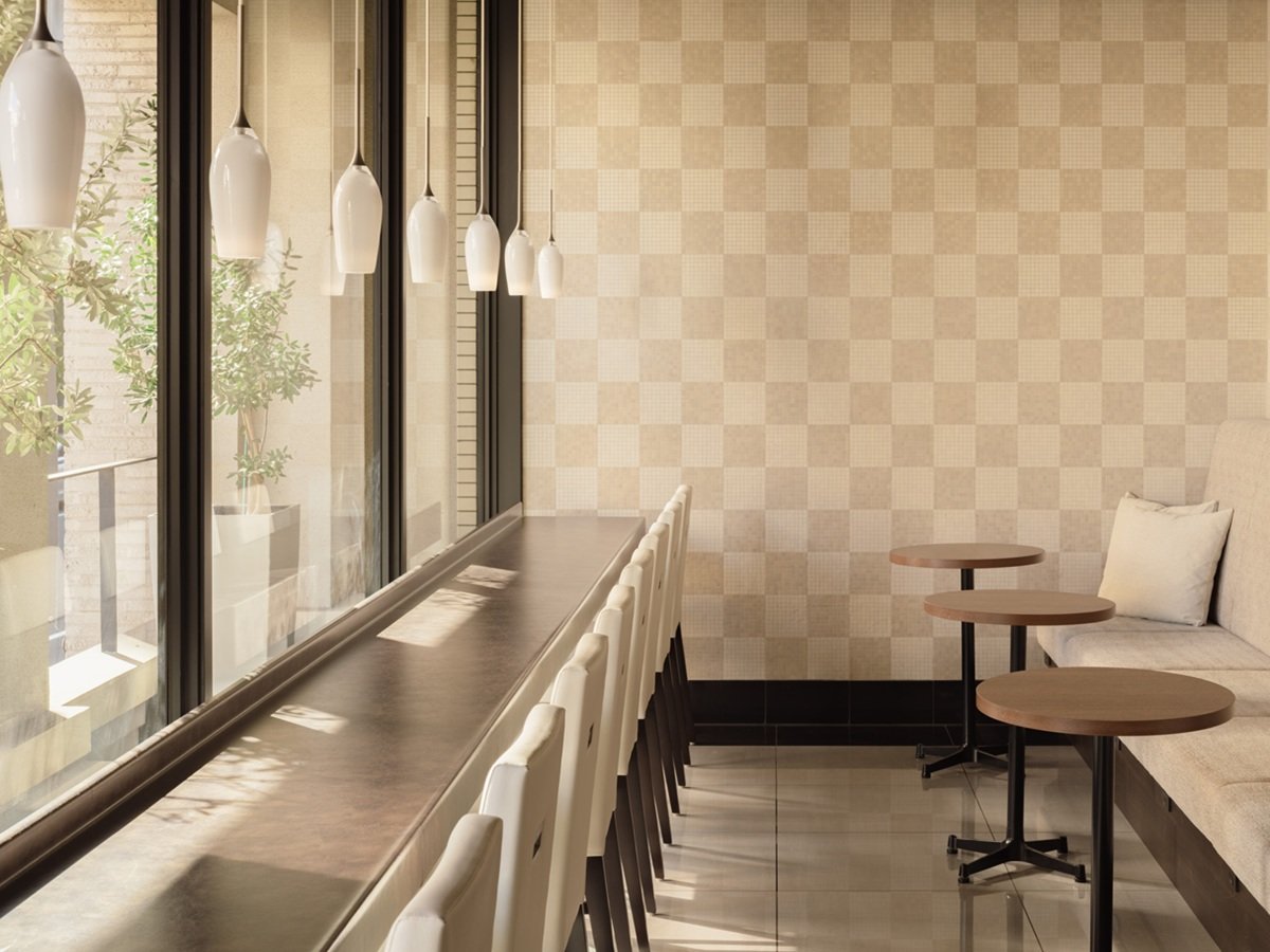 �y���E���W�z���������郉�E���W�ɂČy���H�p���T�[�r�X���������オ�肢�������܂��B