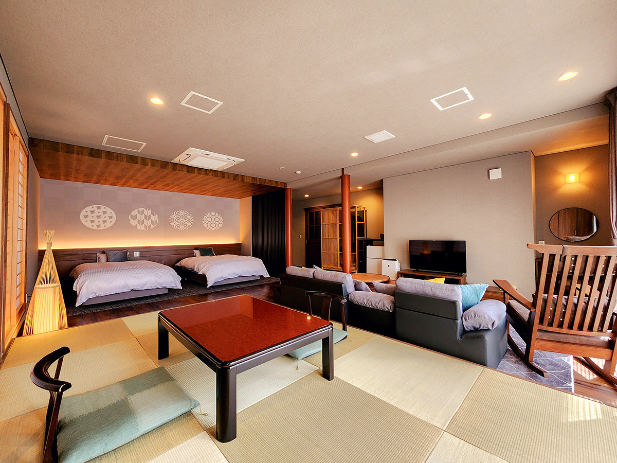 #【離れ特別室 胡蝶】琉球畳の小上がりのある和モダンの空間です