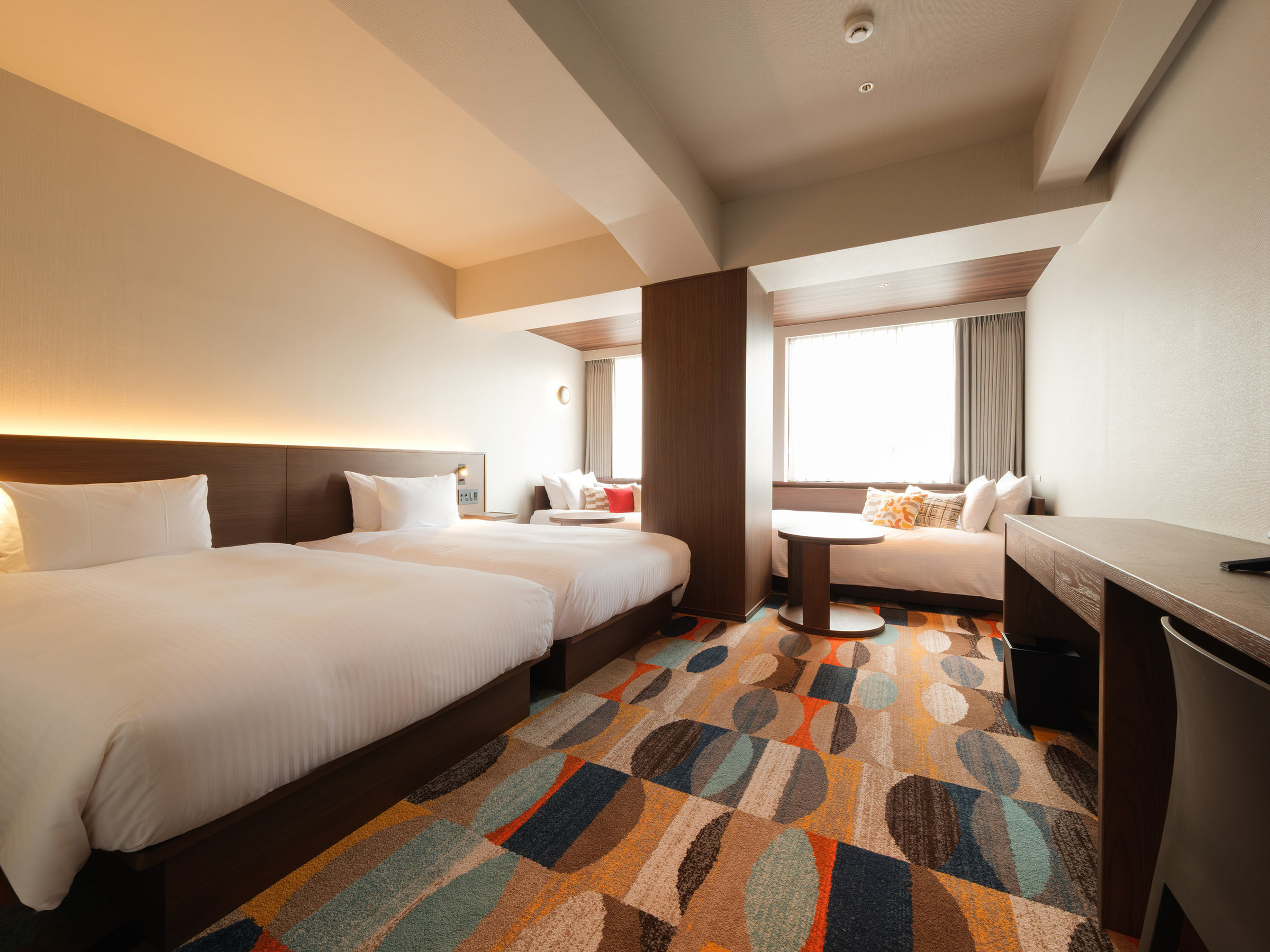 Junior Suite�i4F�j