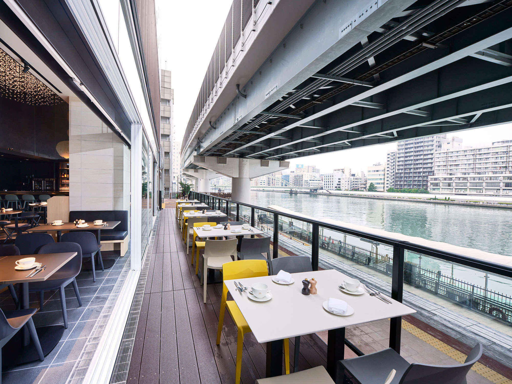 AJ[ESNo[TChi2Fj ̗VD̉ԋ߂ɊyރXgB