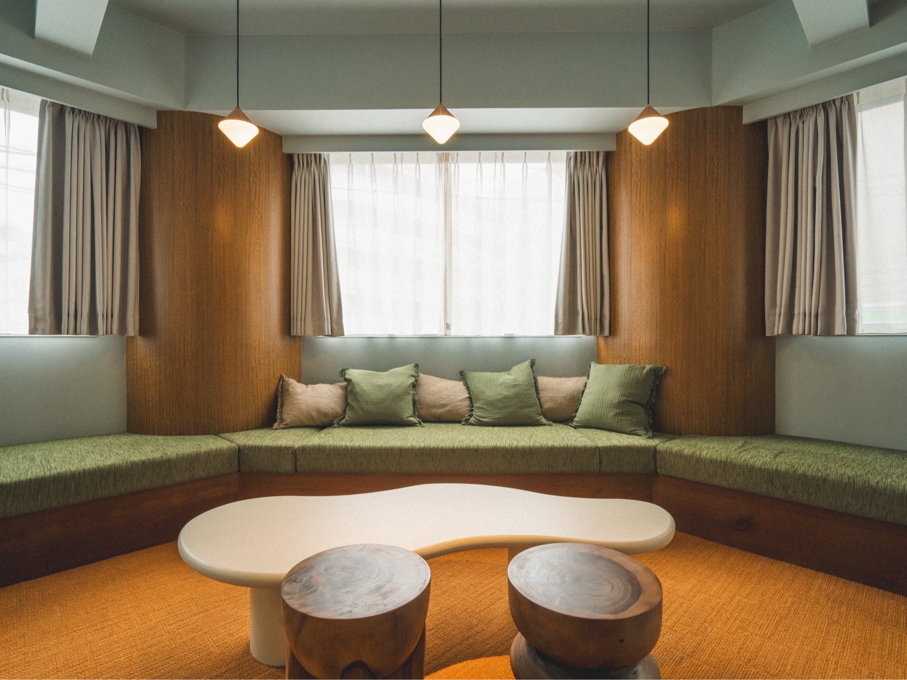 SUITE Room