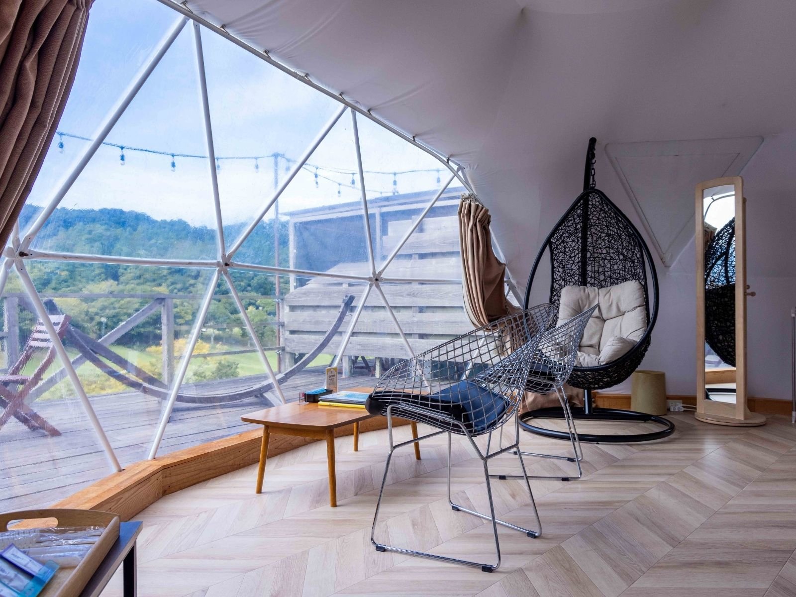 �h�[���e���g