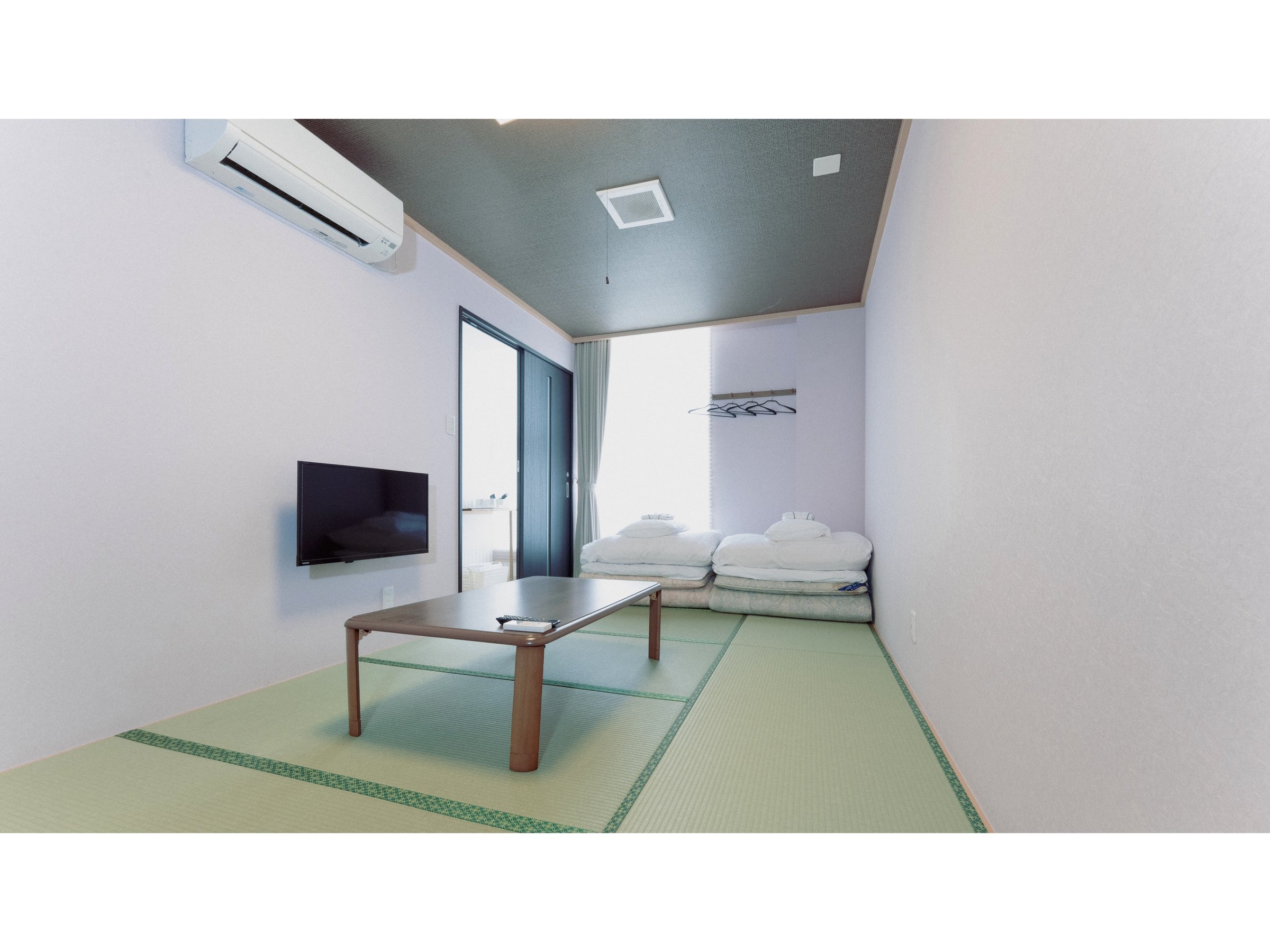 �^�^�~���[��