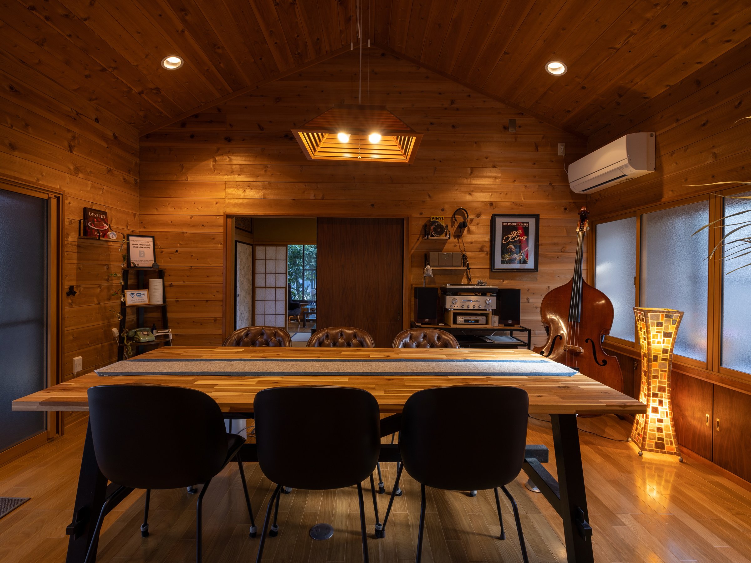 �؂̂ʂ����肪�g�����A�������������r���O�X�y�[�X�ɂȂ�܂��B