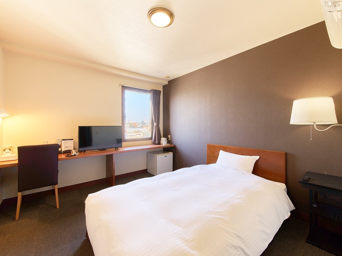 �E�y�V���O���E�i���z�L�X�Ƃ����V���O�����[���B�Z�~�_�u���x�b�h�ł������Ƃ�����������