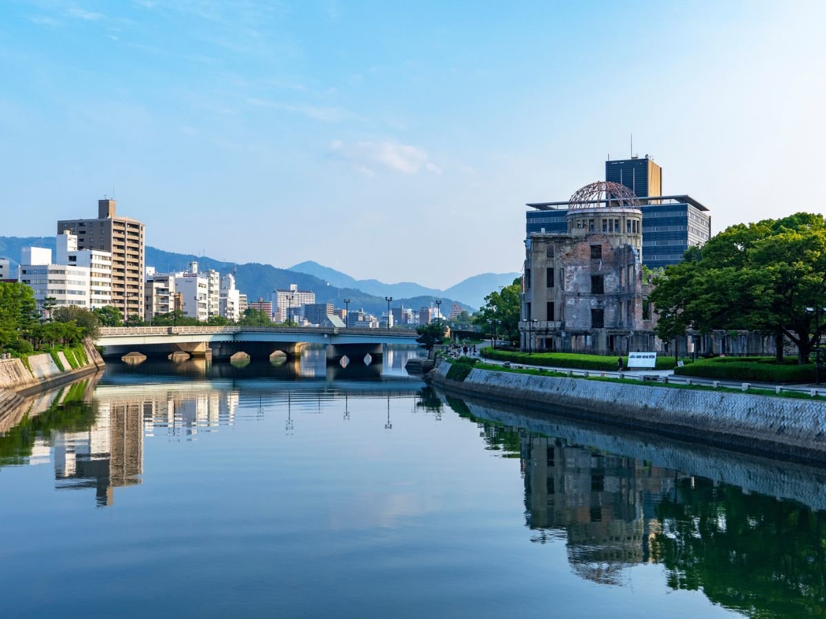 �쉈���ɍL����L�����S���A�ό��ɂ��֗��ȃ��P�[�V����