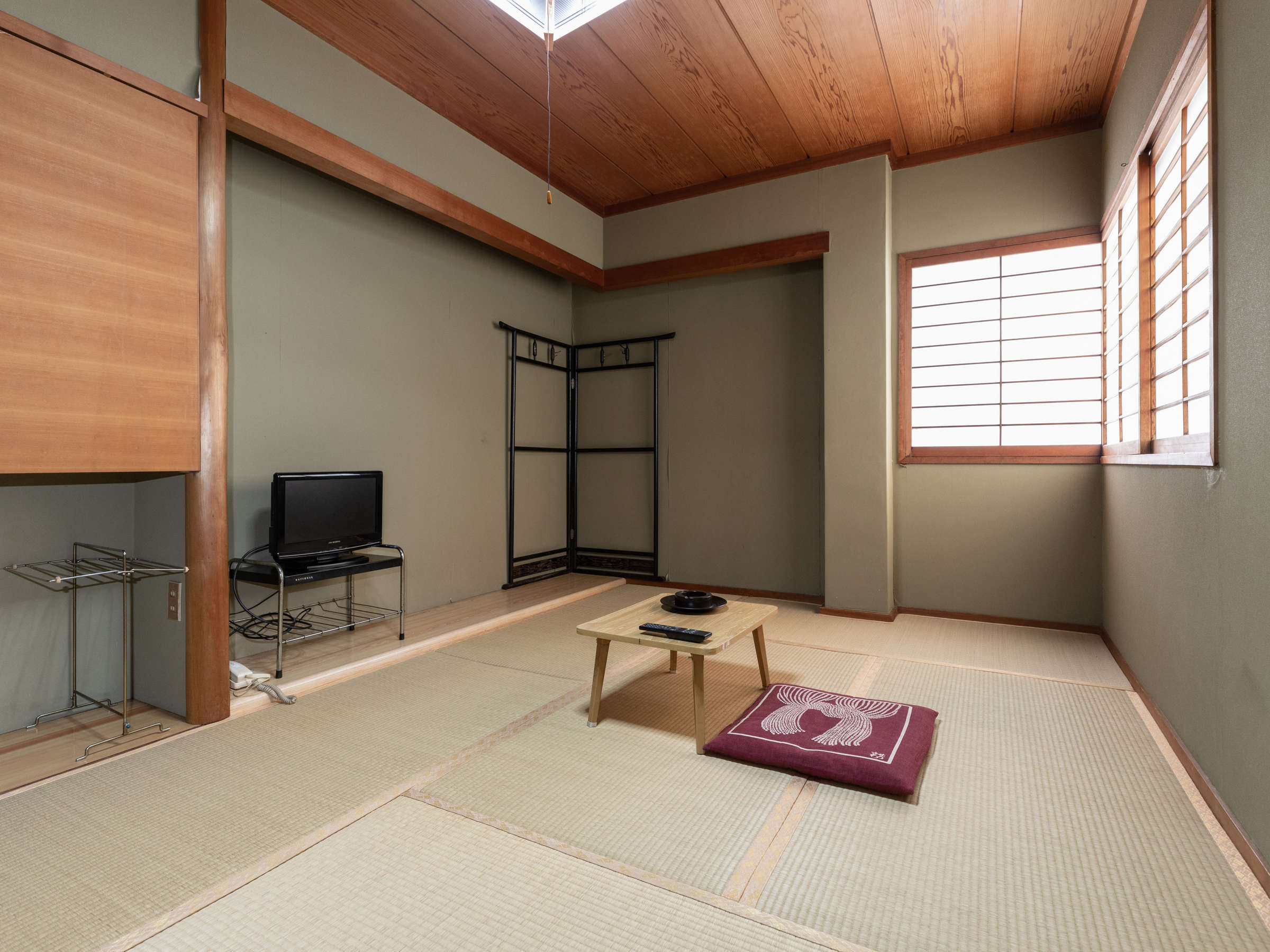 �y�i���z�a���P�`�R���l�i�������C�j