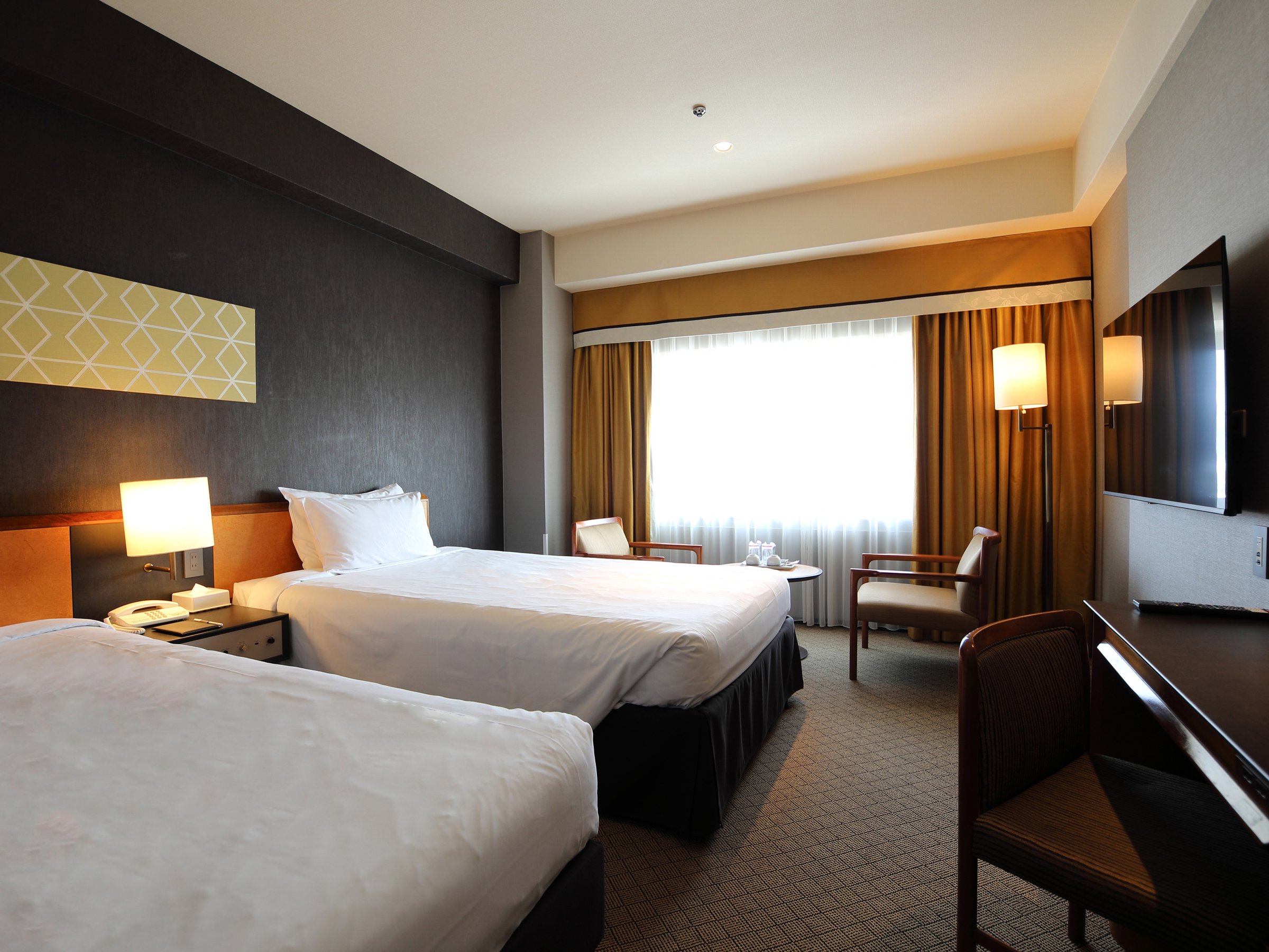 �E�X�^���_�[�h�c�C��