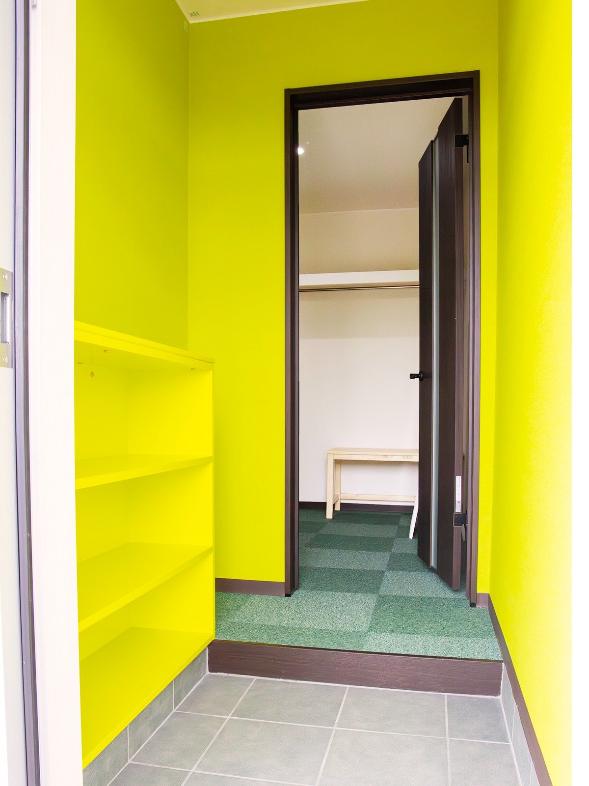 room2�@����