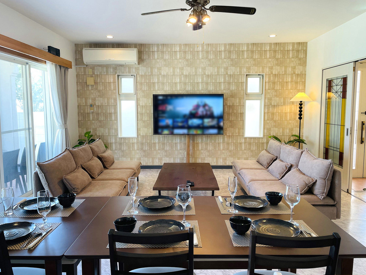 EyrOz傫ȃ\t@łBC^[lbgTV\łԂy߂܂