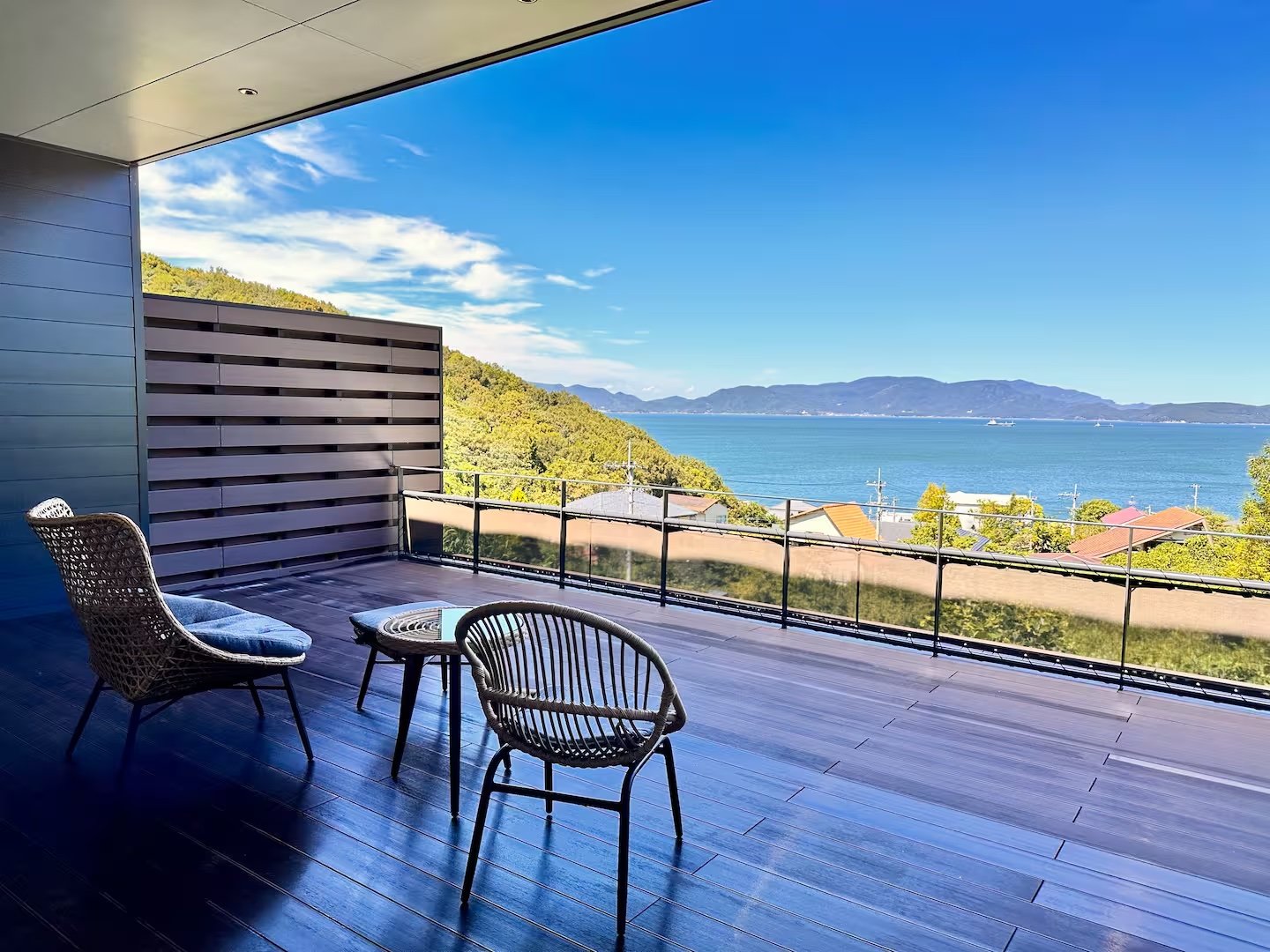 �e���X����C����]