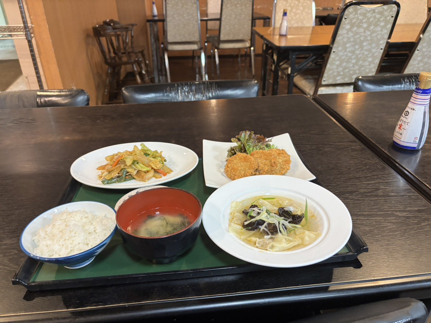 �y�[�H�z�����ւ��̂݁����j���[�͈��ł��B�����؍݂̕��ɂ��O�����ɂ��y���݂��������܂��B