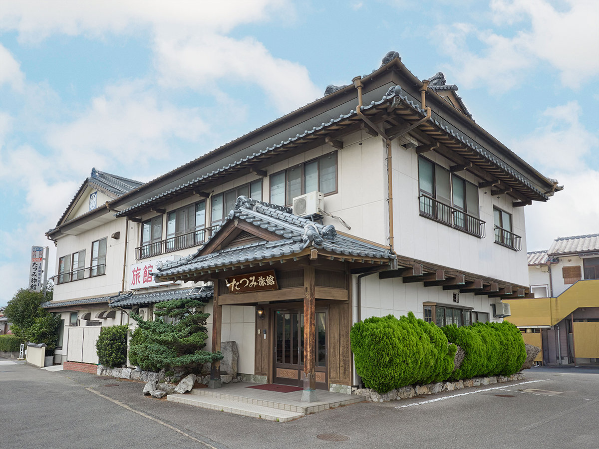 EyOρz邽ݗفB̐HƐS炮CŁÂЂƂƂ