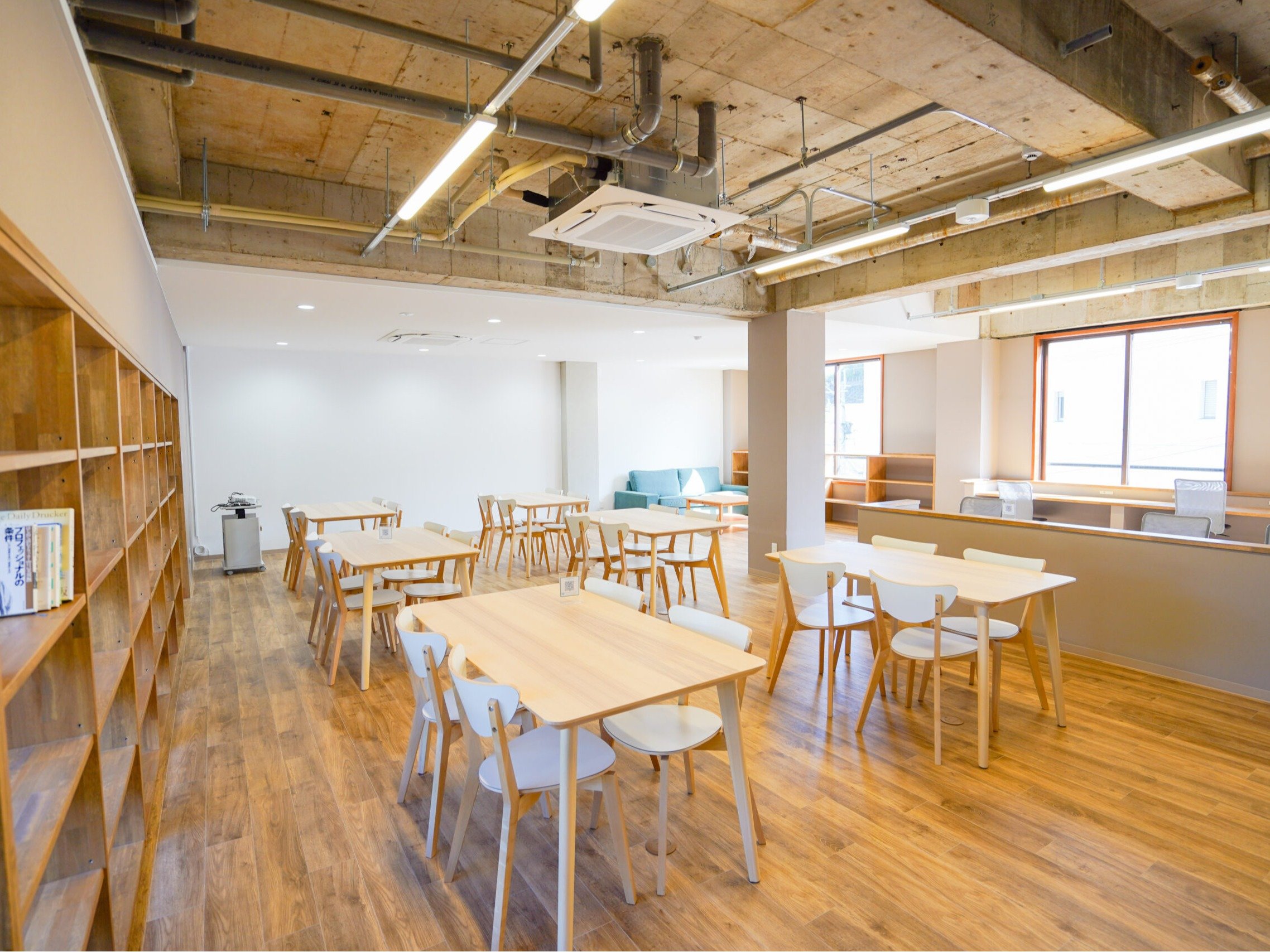 ��Ԃ͏h���җp�R�~���j�e�B�[�X�y�[�X�����͏h���҂̕��͖����ł����p����������R���[�L���O�X�y�[�X