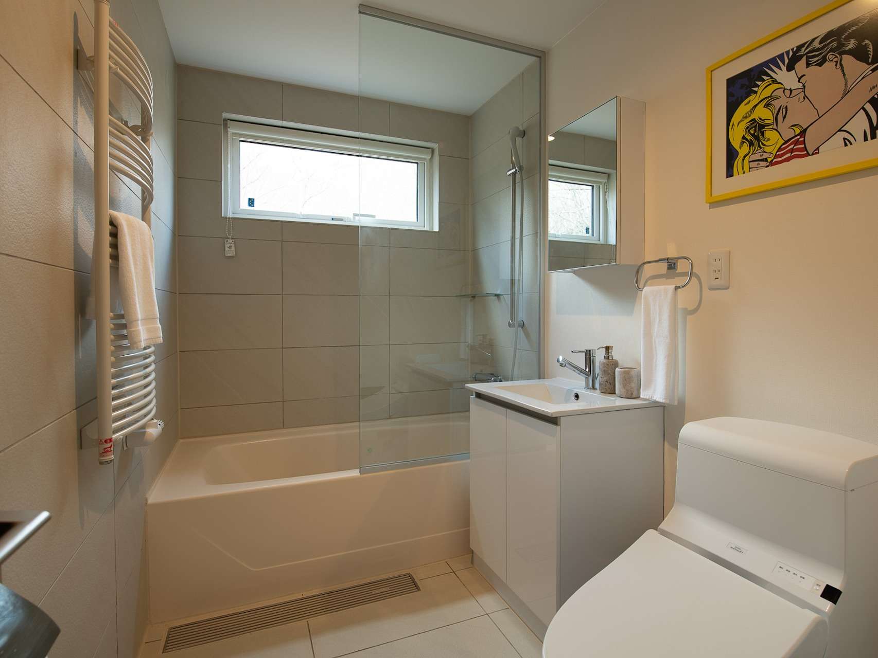 �o�X���[��