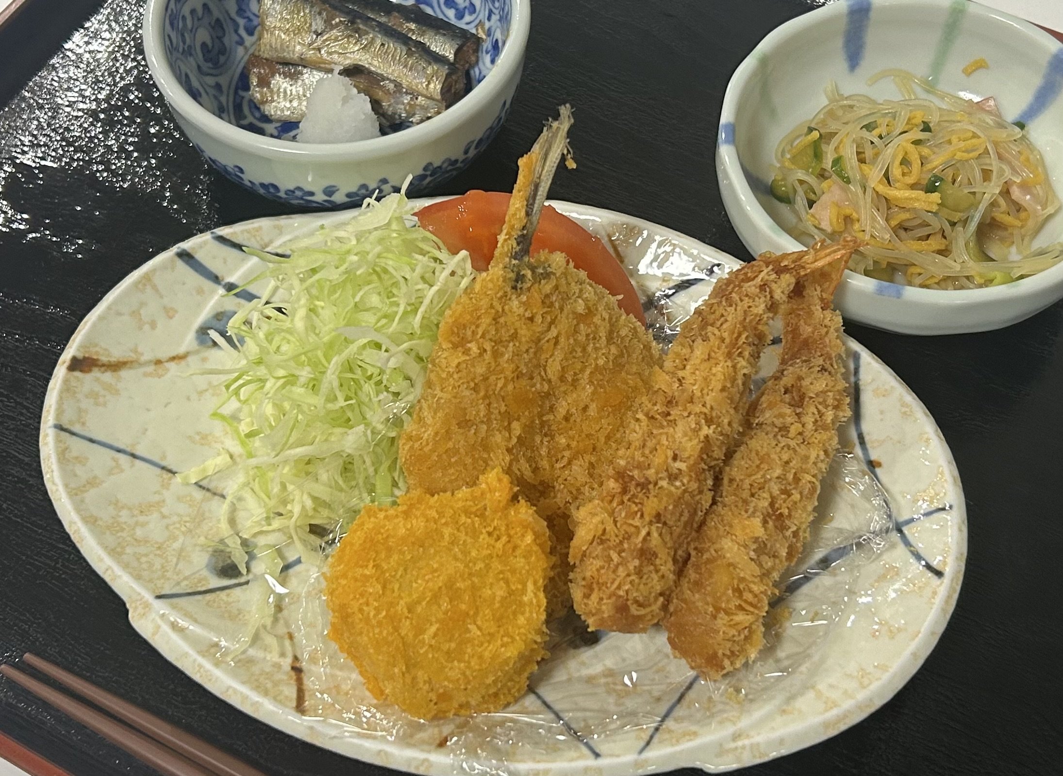 ����Ƃ͕ʂɂ��тƖ��X�`���t���Ă��āA������莩�R�I