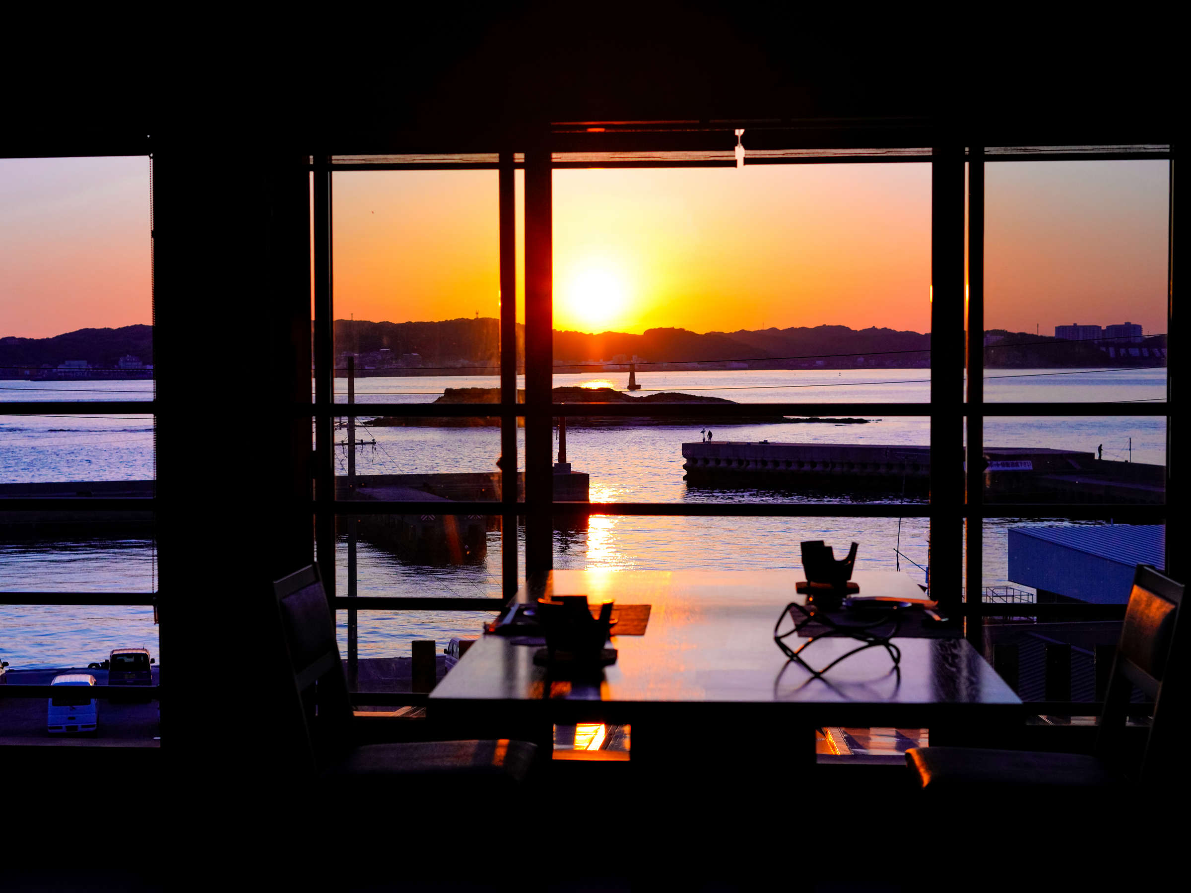 ���ԉ꓇�̂�����A�C�A�[�z�A�H�A���A���̓�����݂Ȃ��܂֓͂���K���̕�