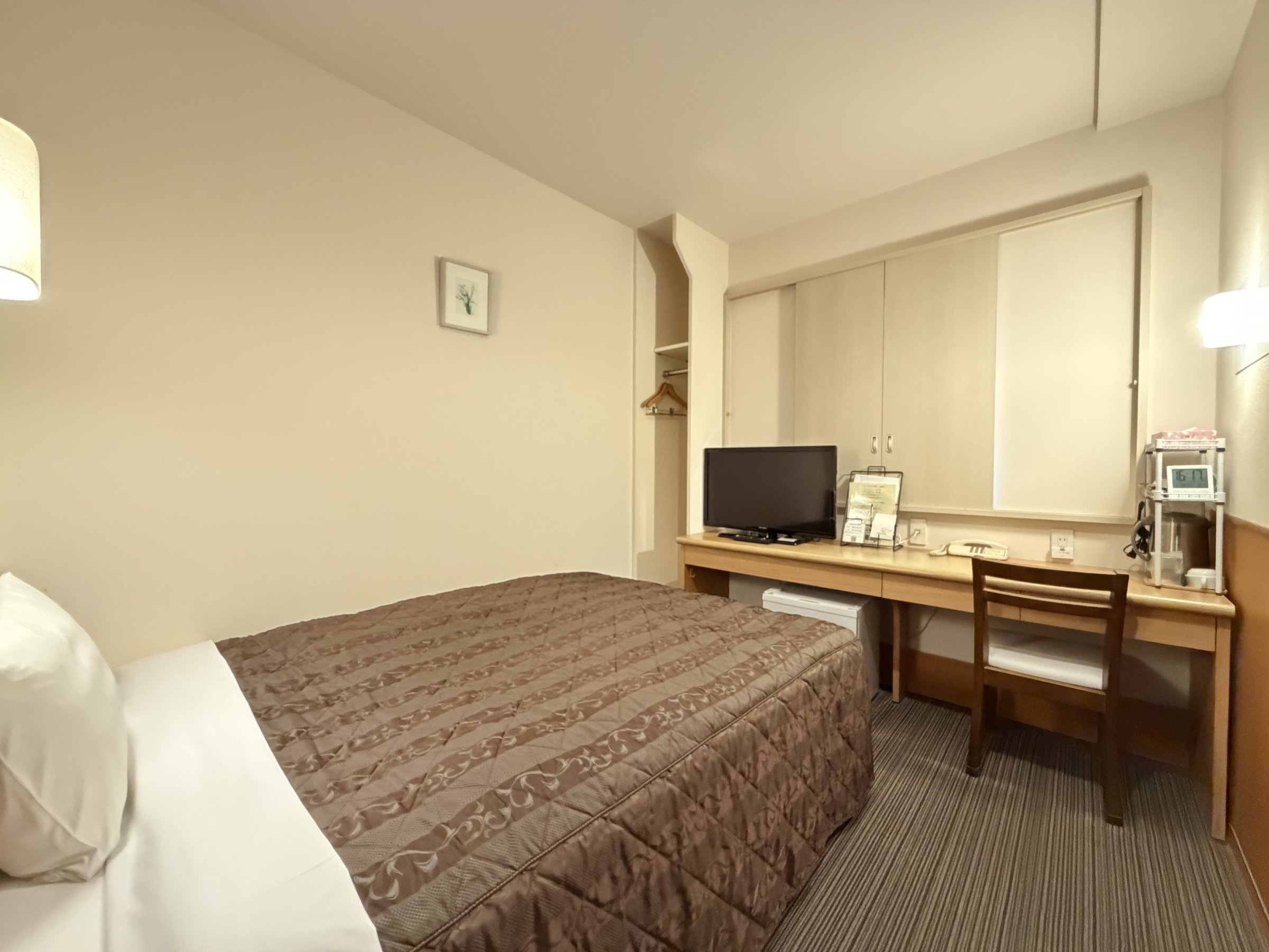 �y�V���O�����[��1�z�V�����Y�_�u���x�b�h�E32�^�t��TV�E���������|�b�g�E�ʋ󒲁E�V�����[�g�C��