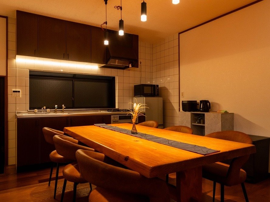 ���r���O