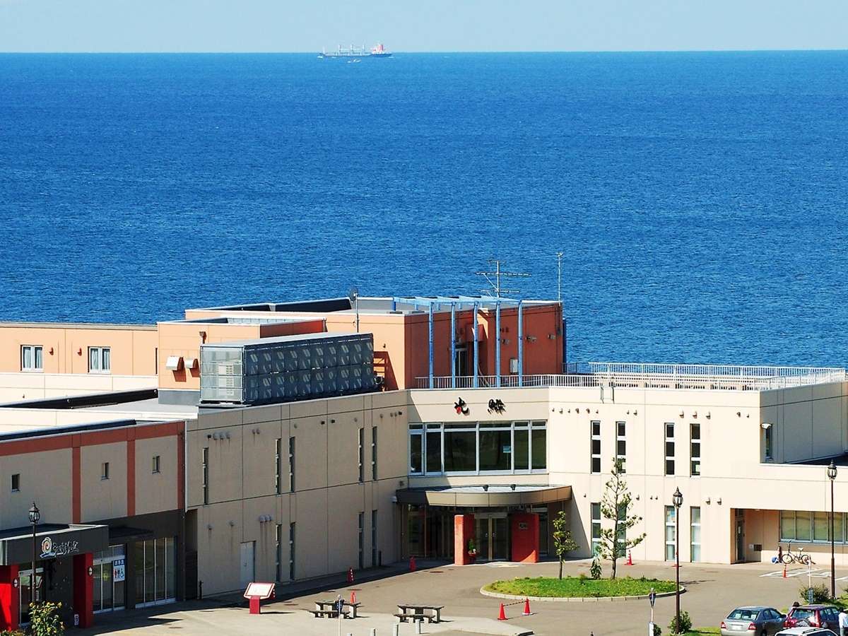 *���{�C�̗Y��ȕ��i�𒭂߂Ȃ��炲������肨�߂�����������