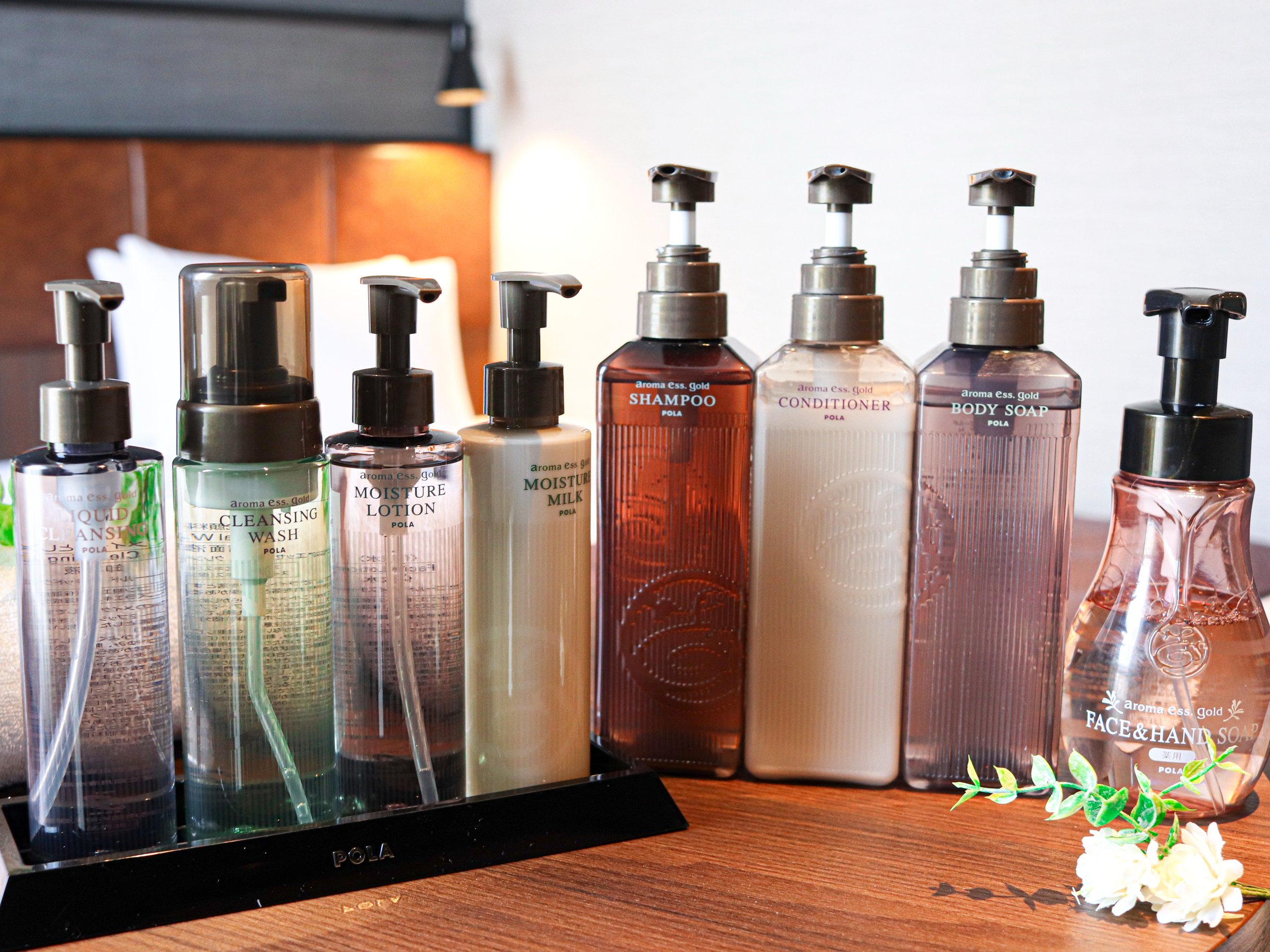 POLA�A���}�G�b�Z�V���[�Y�̃A���j�e�B